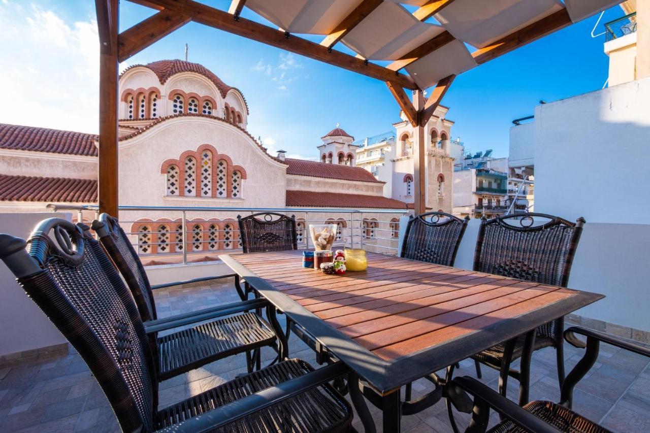 Bright Apartment In Piraeus Bagian luar foto