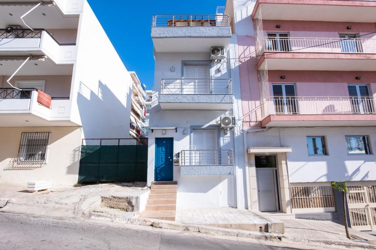 Bright Apartment In Piraeus Bagian luar foto
