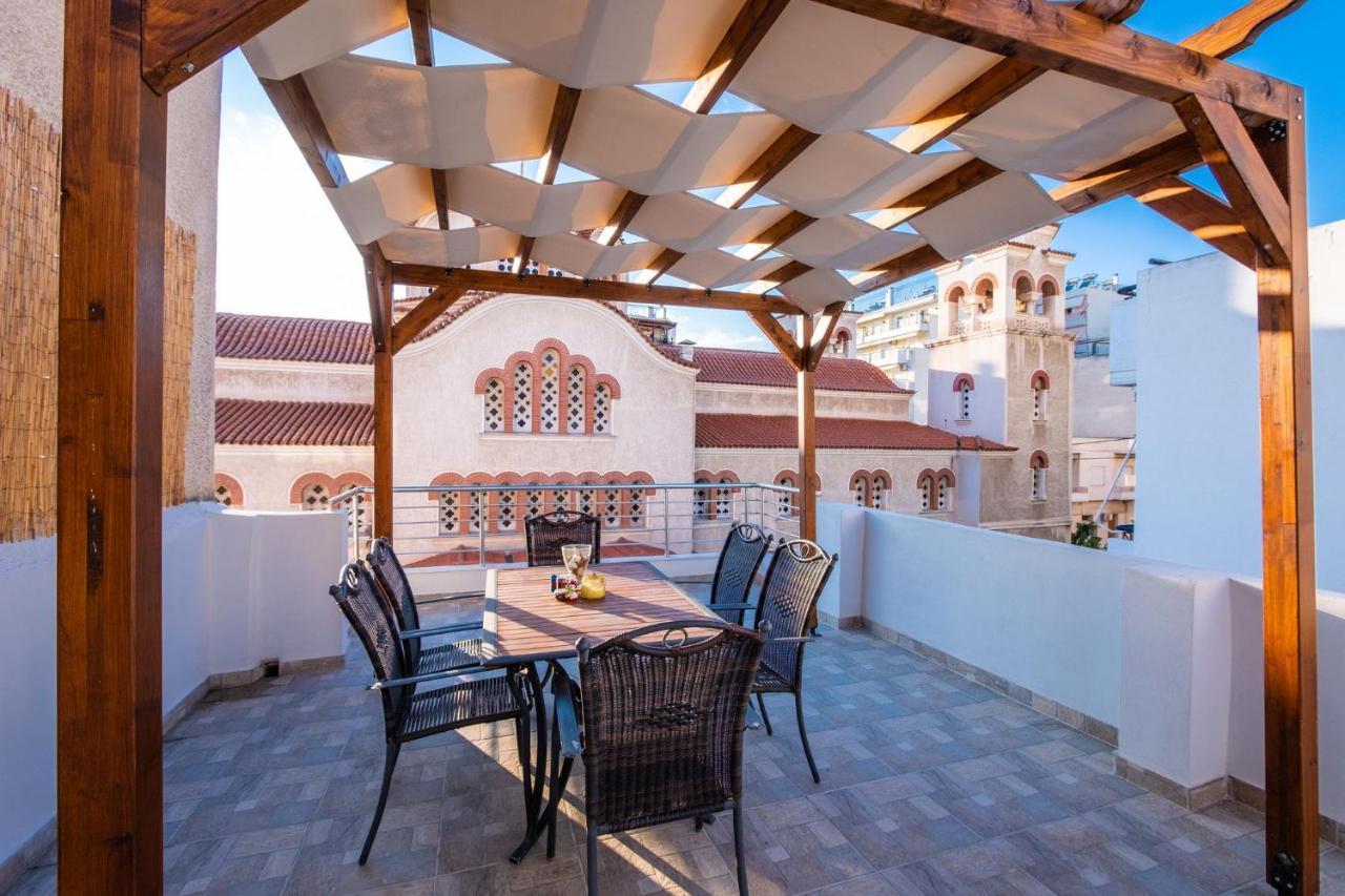 Bright Apartment In Piraeus Bagian luar foto